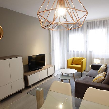 Apartamentos Real Lleida Luaran gambar