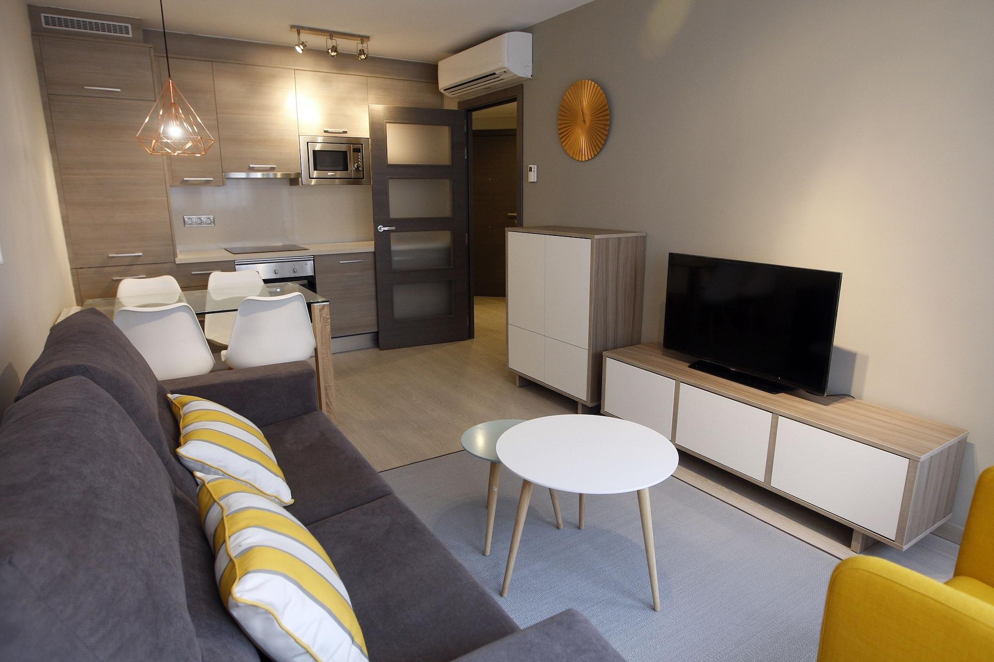 Apartamentos Real Lleida Luaran gambar