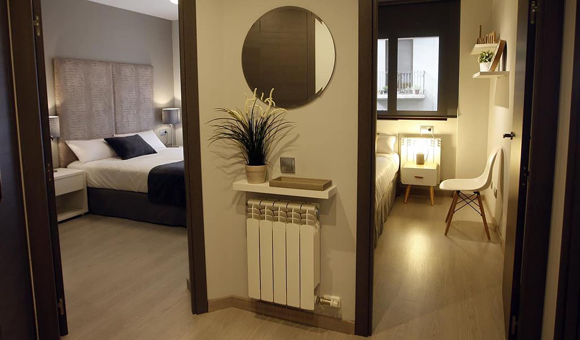 Apartamentos Real Lleida Luaran gambar