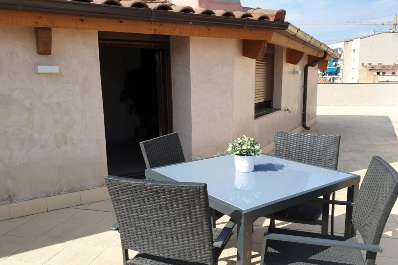 Apartamentos Real Lleida Luaran gambar