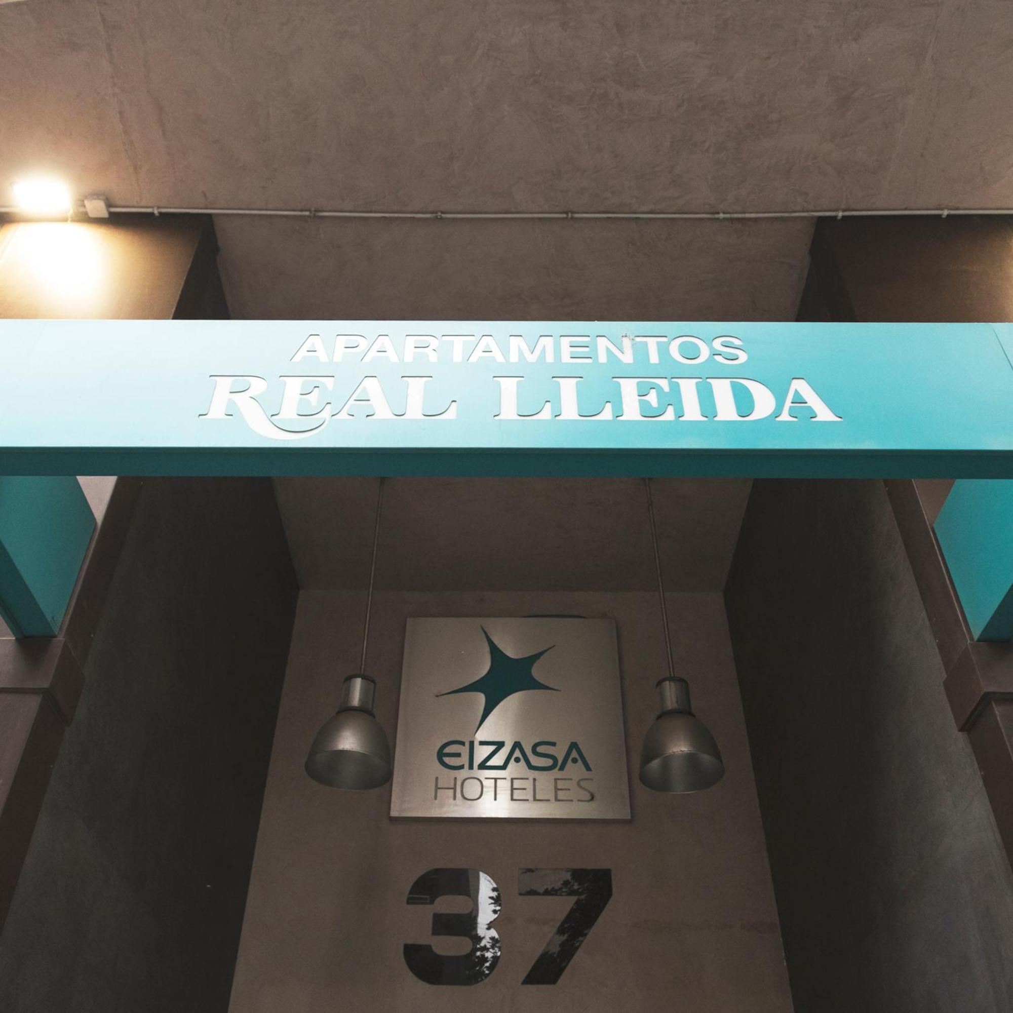 Apartamentos Real Lleida Luaran gambar
