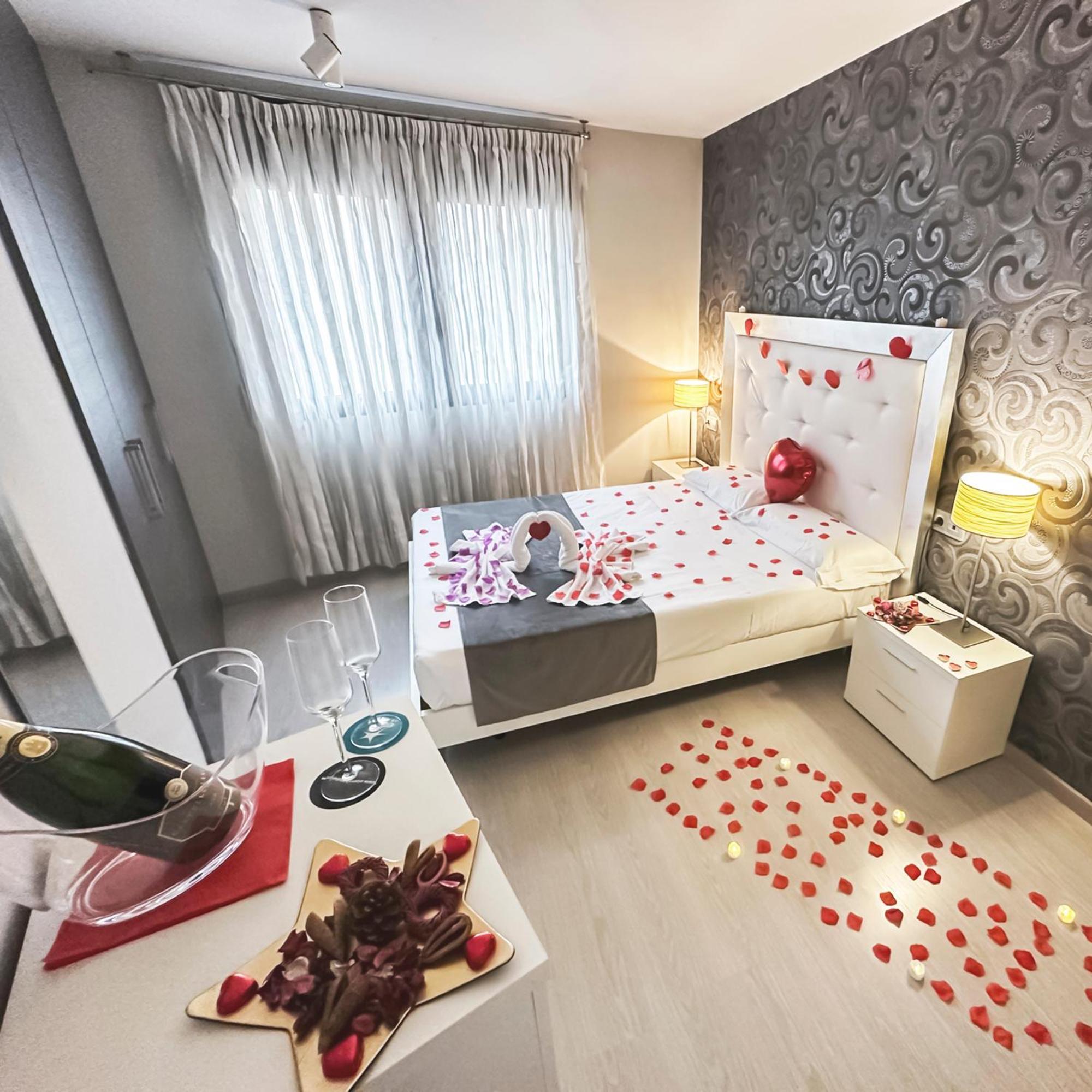 Apartamentos Real Lleida Luaran gambar